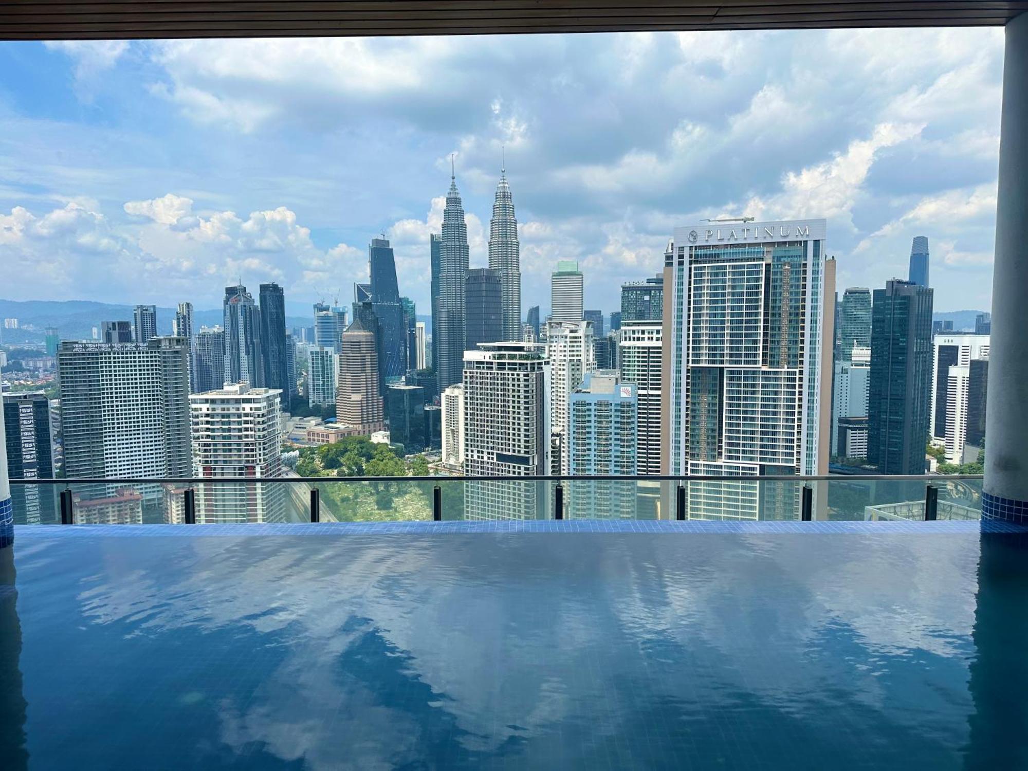 Klcc The Luxe & Infinity Pool *